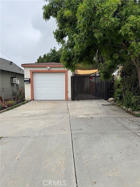 Primary Photo - 819 N Pasadena Ave