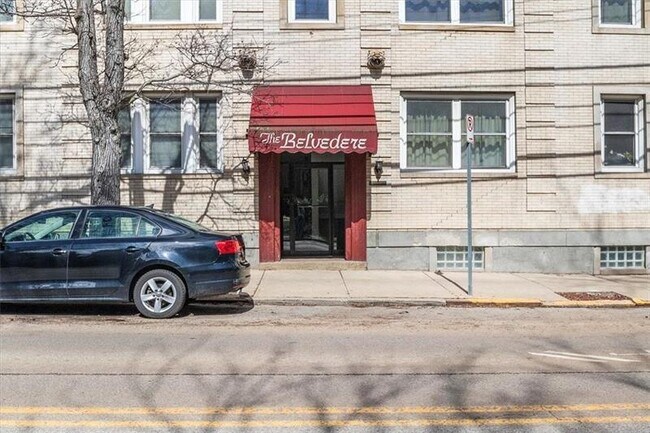 Foto del edificio - 5523 Ellsworth Ave
