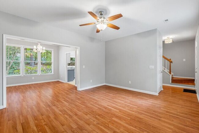 Building Photo - NW - Desirable Irving Park Two Story Home,...