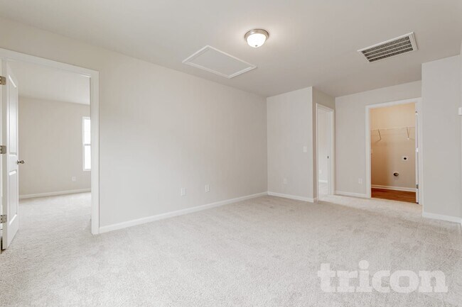 Foto del edificio - 273 Boulder Rdg Lp