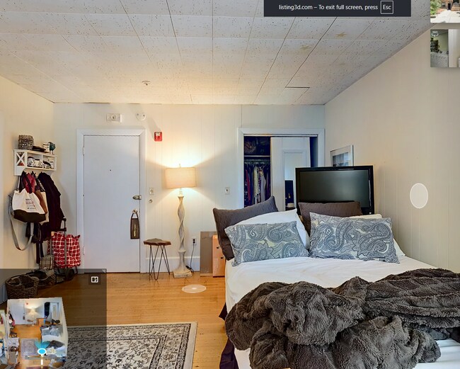 Foto del edificio - 1061 Beacon St