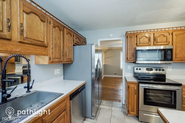 Building Photo - 3 br, 2 bath House - 4600 Cod Dr UNIT