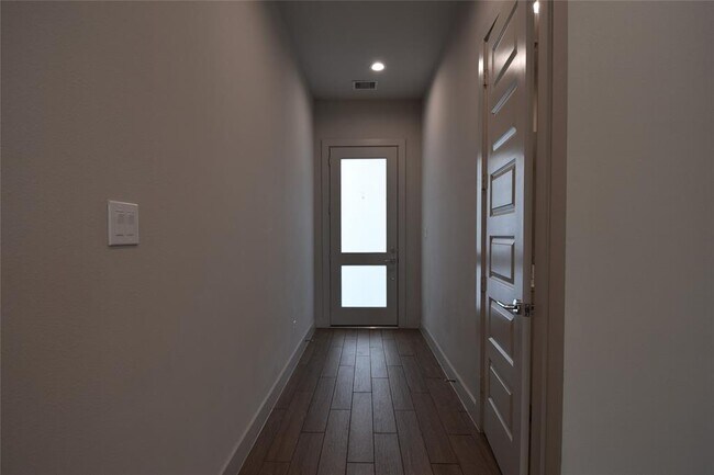 Foto del edificio - 6817 Rocinante Ln