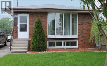 Building Photo - 34 Elmwood Ave