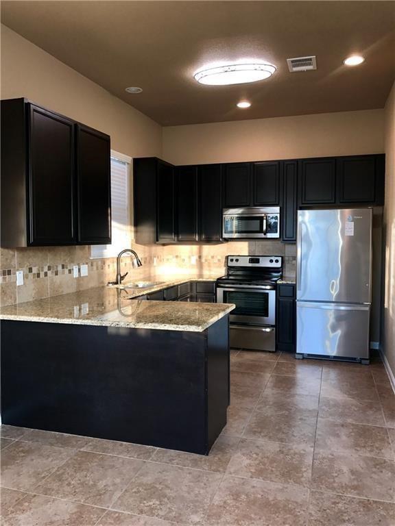 Building Photo - 106 Pahala Ct