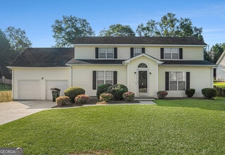 Building Photo - 1331 Baywood Glen