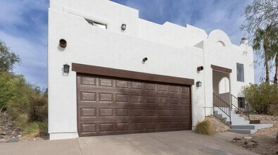 Building Photo - 15013 N Calle Del Prado