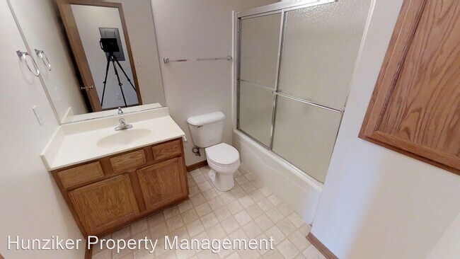 Building Photo - 2 br, 2 bath Apartment - 2330 Aspen 2330 A...