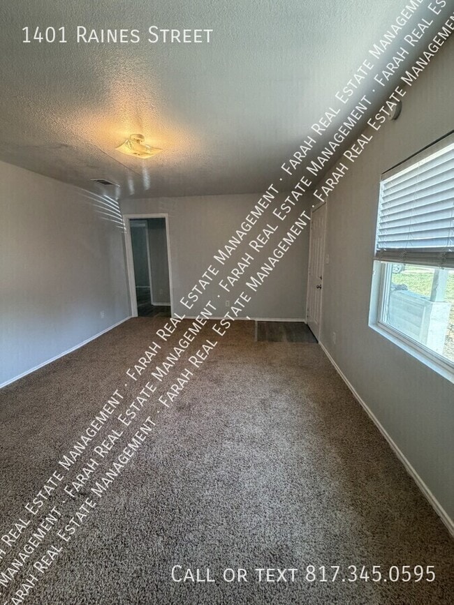 Building Photo - 1401 Raines St