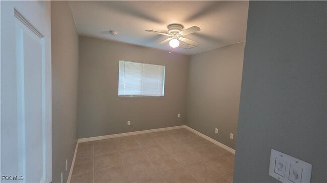Foto del edificio - 4838 29th St SW