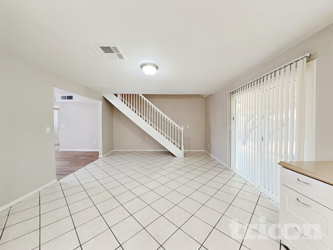 Foto del edificio - 3644 N 89th Ave