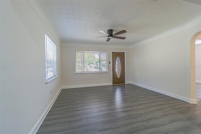 Foto del edificio - 630 49th Ave N