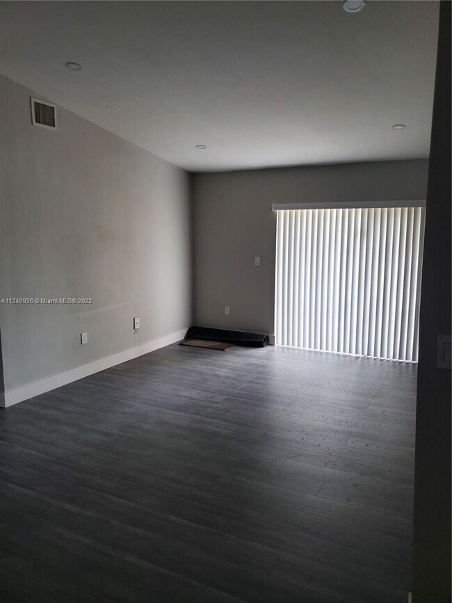 Foto del edificio - 8977 SW 123rd Ct