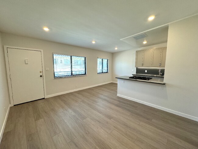 Building Photo - 3650 S Centinela Ave