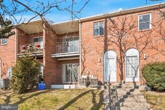 Building Photo - 9174 Frankford Ave