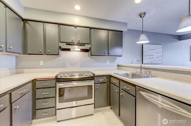 Foto del edificio - 14312 126th Ave NE