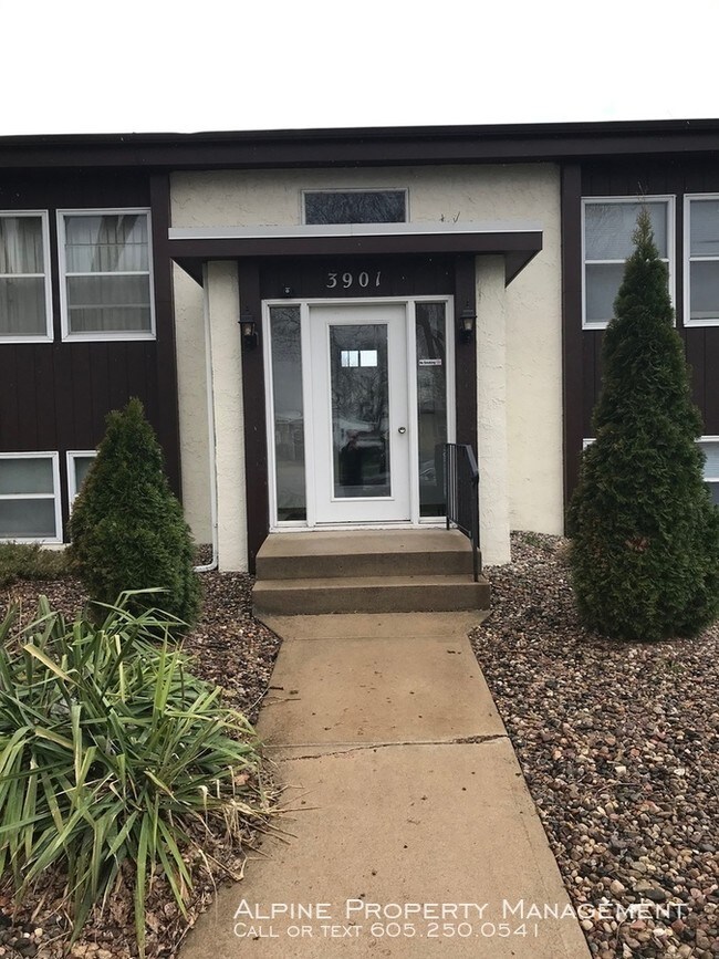 Foto del edificio - 3901 S Glendale Ave