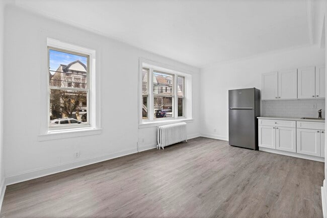 Foto del edificio - 137 Kensington Ave