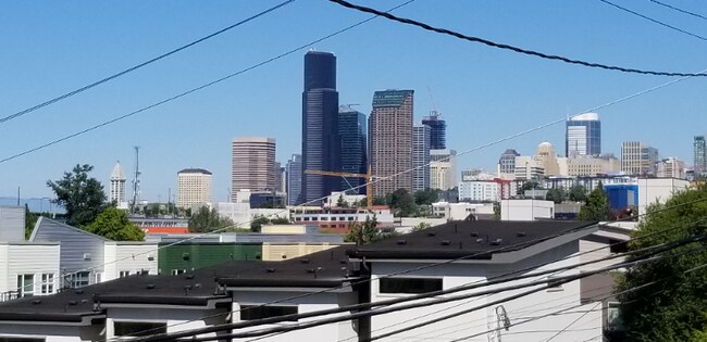 Foto del edificio - 1813 S Bush Pl