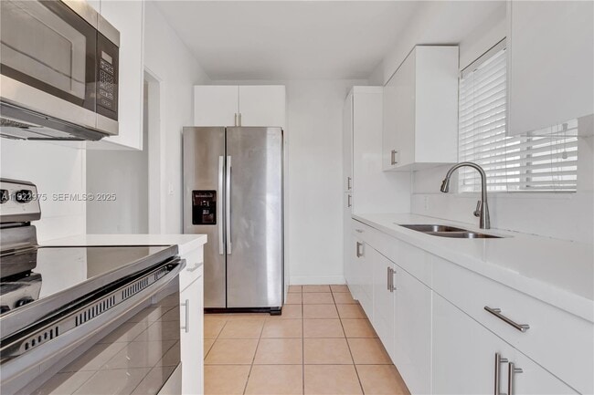 Foto del edificio - 505 SW 11th St