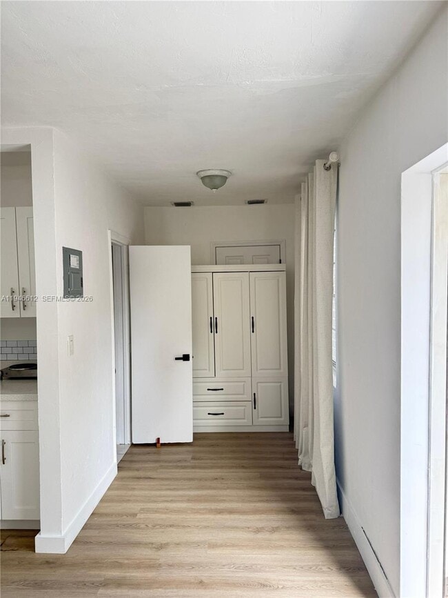 Foto del edificio - 541 E 38th St