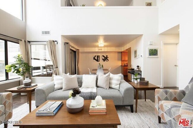 Foto del edificio - 4675 Willis Ave