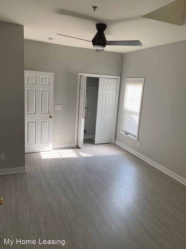 Building Photo - 2 br, 2.5 bath House - 1553 Pecan Ave.