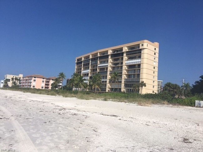 Foto del edificio - 26300 Hickory Blvd