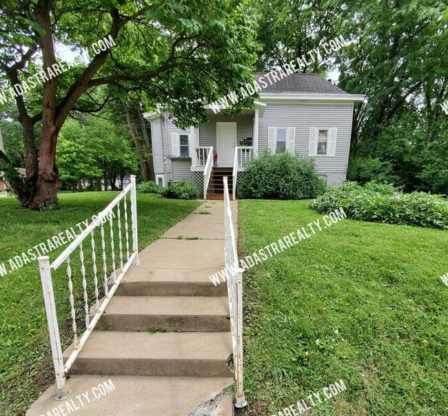 Building Photo - Cute and Affordable Olathe Apartment-Comin...