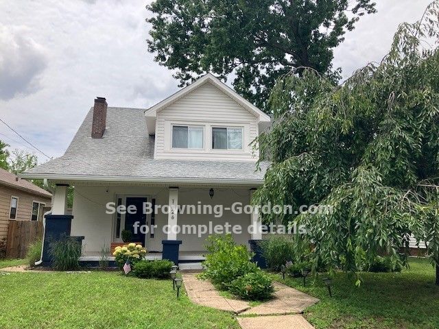 Building Photo - Tastefully renovated bungalow located in E...