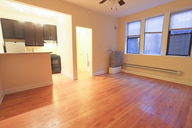 Foto del edificio - 4614 N Paulina St