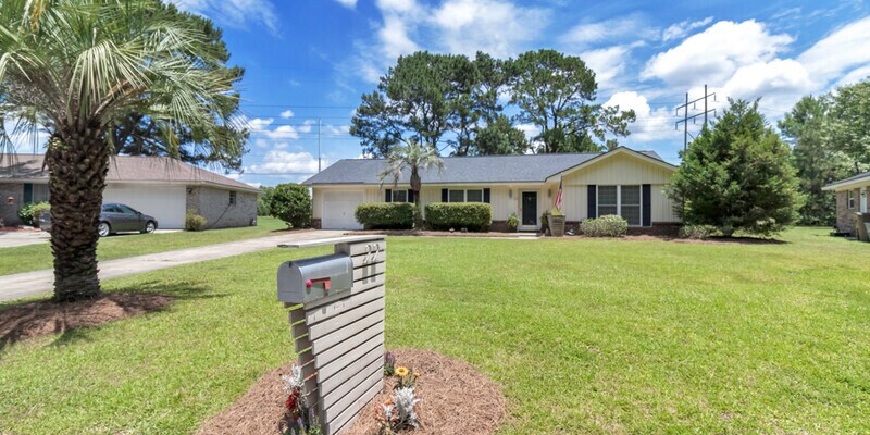 Primary Photo - 22 Barksdale Dr