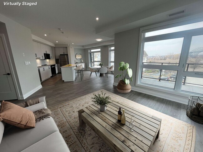 Photo du bâtiment - 1540 Venetian Blvd