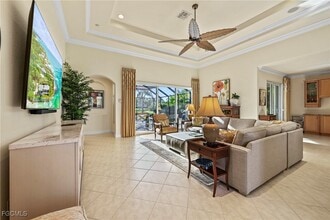 Building Photo - 8847 Largo Mar Dr