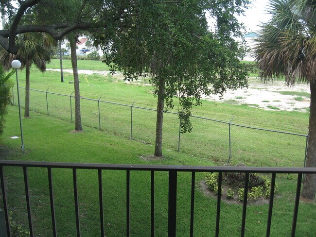 Foto del edificio - 9105 SW 137th Ter