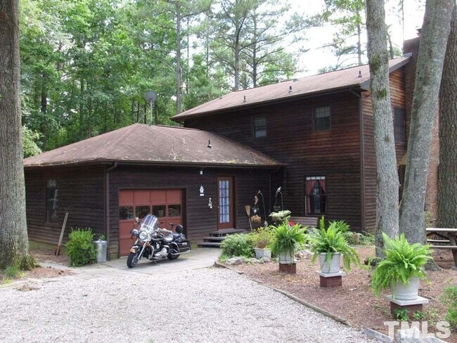 Building Photo - 8520 Pinefield Rd