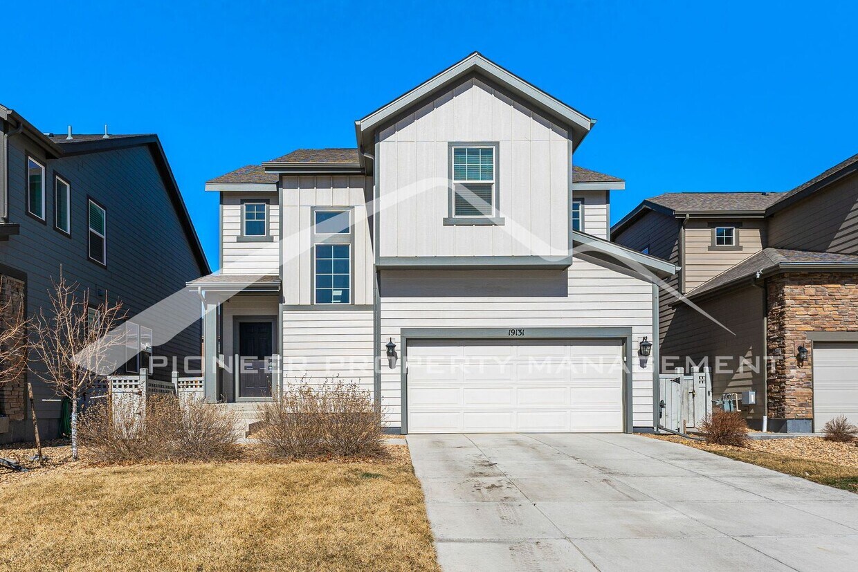 Primary Photo - Charming Single Family Home with Central A...