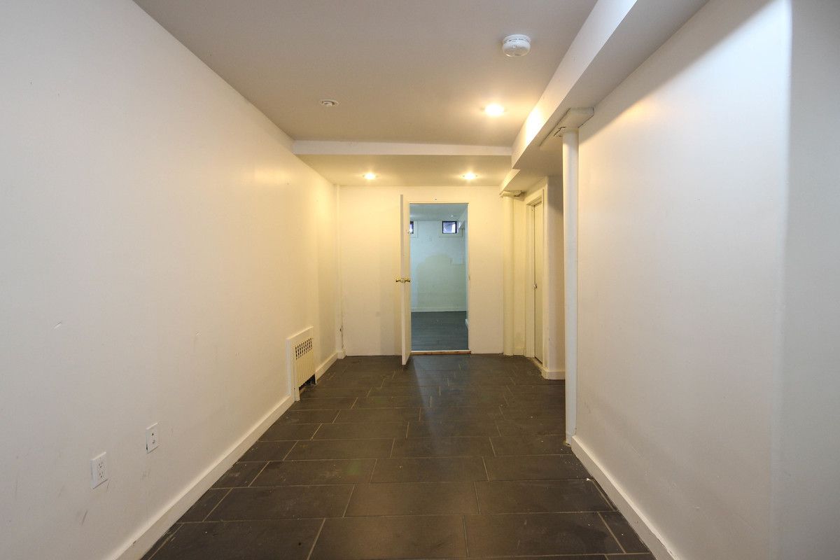 Primary Photo - 243 Himrod St