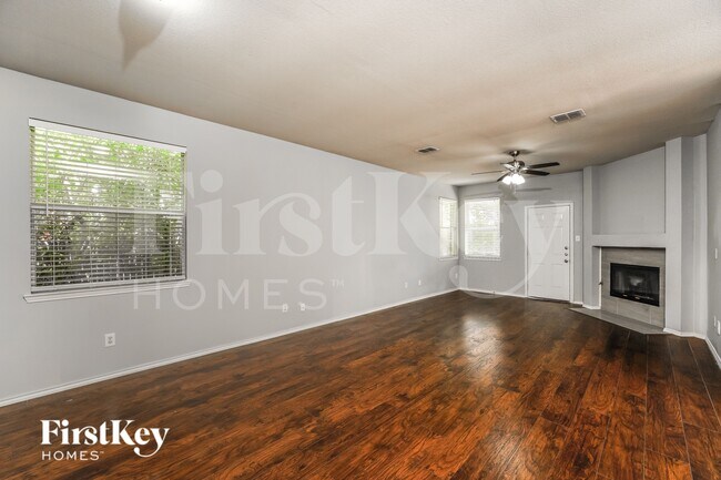 Foto del edificio - 2325 Sumac Ct