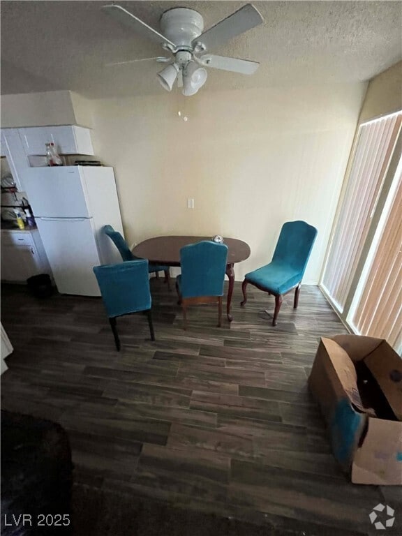 Building Photo - 1388 E Desert Inn Rd