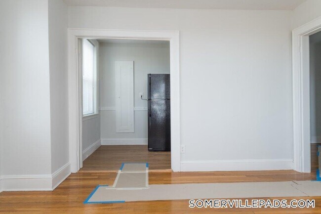 Building Photo - 138 Highland Ave