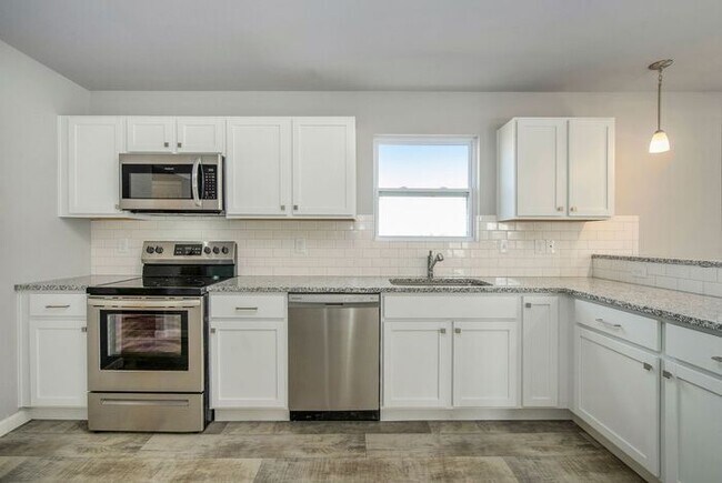 Foto del edificio - 2094 Farm Valley Rd