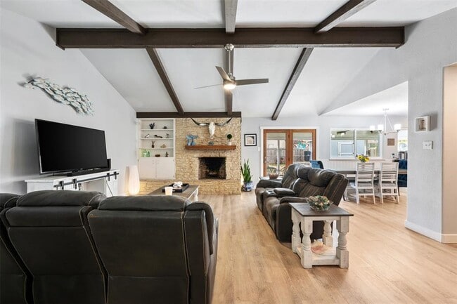 Foto del edificio - 117 Shady Oak Dr