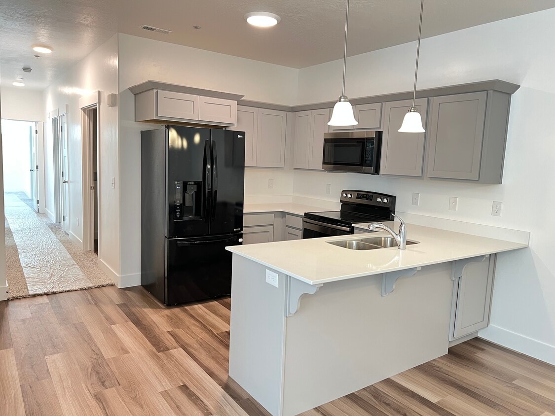 322 W 435 N Unit 322, Vineyard, UT 84059 Condo for Rent in Vineyard, UT