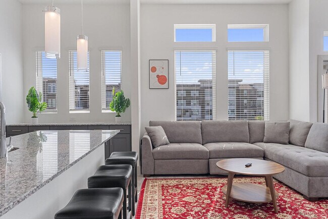 Foto del edificio - 12100 1/2 Ferrystone Glen Drive-SI ID1343259P