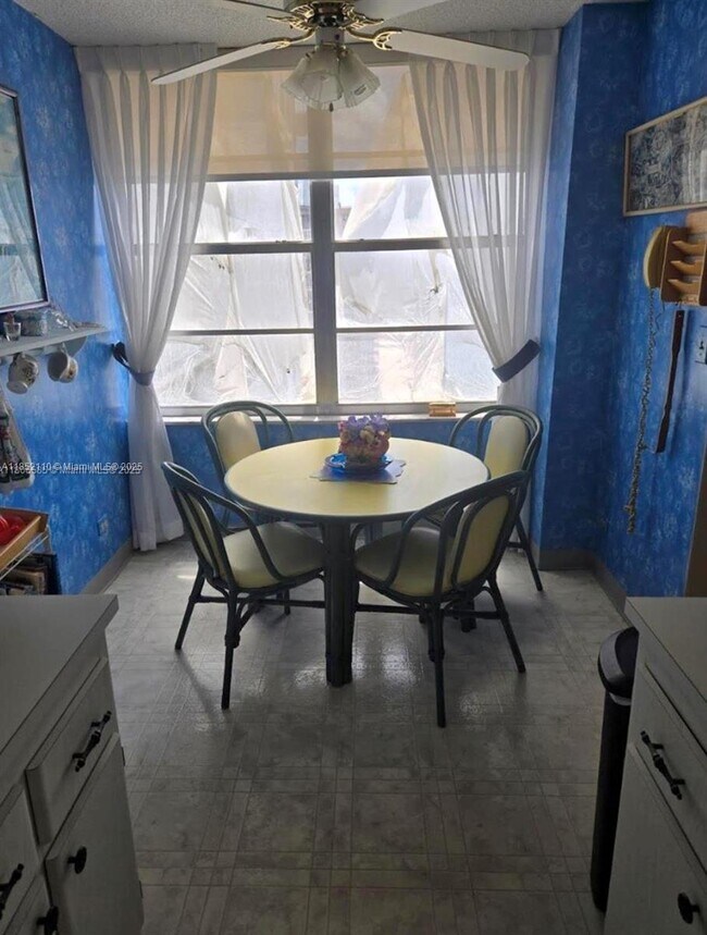 Foto del edificio - 231 174th St