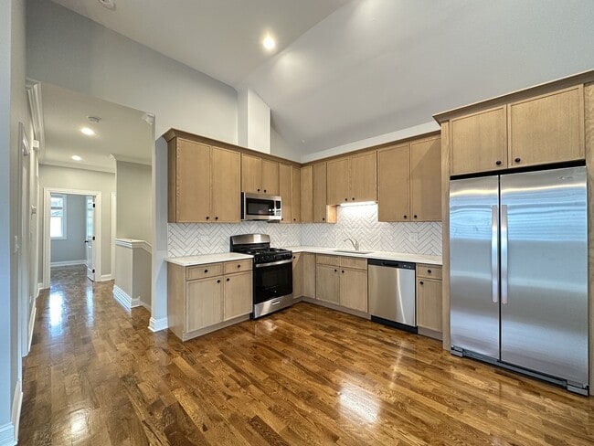 Foto del edificio - 527 N Springfield Ave