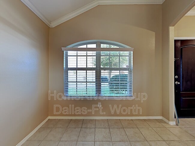 Building Photo - 14421 Mainstay Way