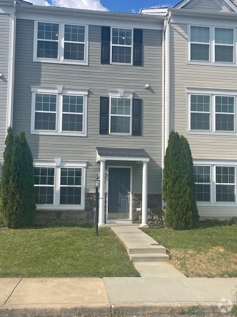 Building Photo - 18 Chillingham Ct