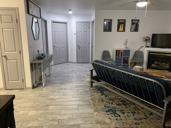 Concepto abierto - 3505 Fallon St